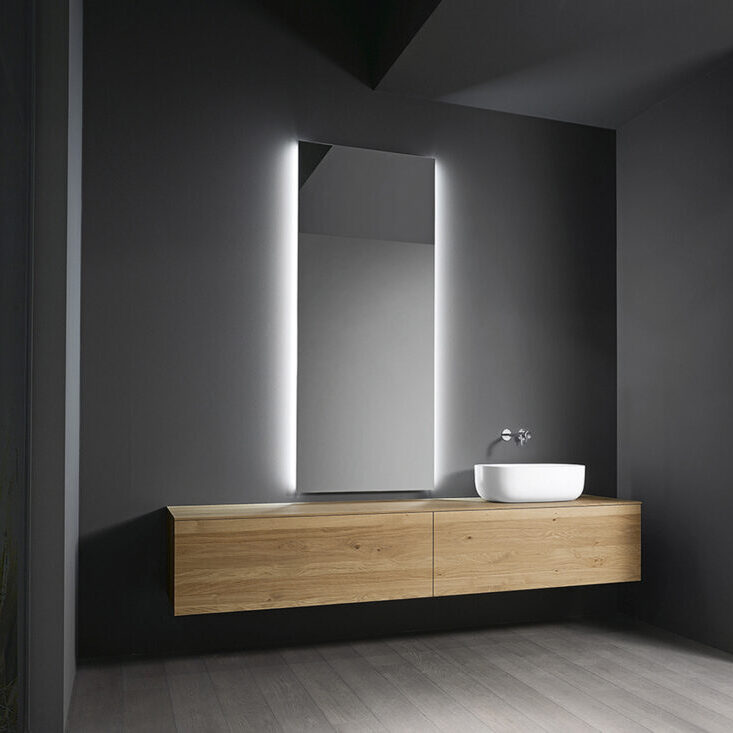 Wall_1904_01