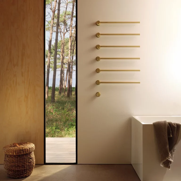 vola_t39---towel-warmer_e63b2abb